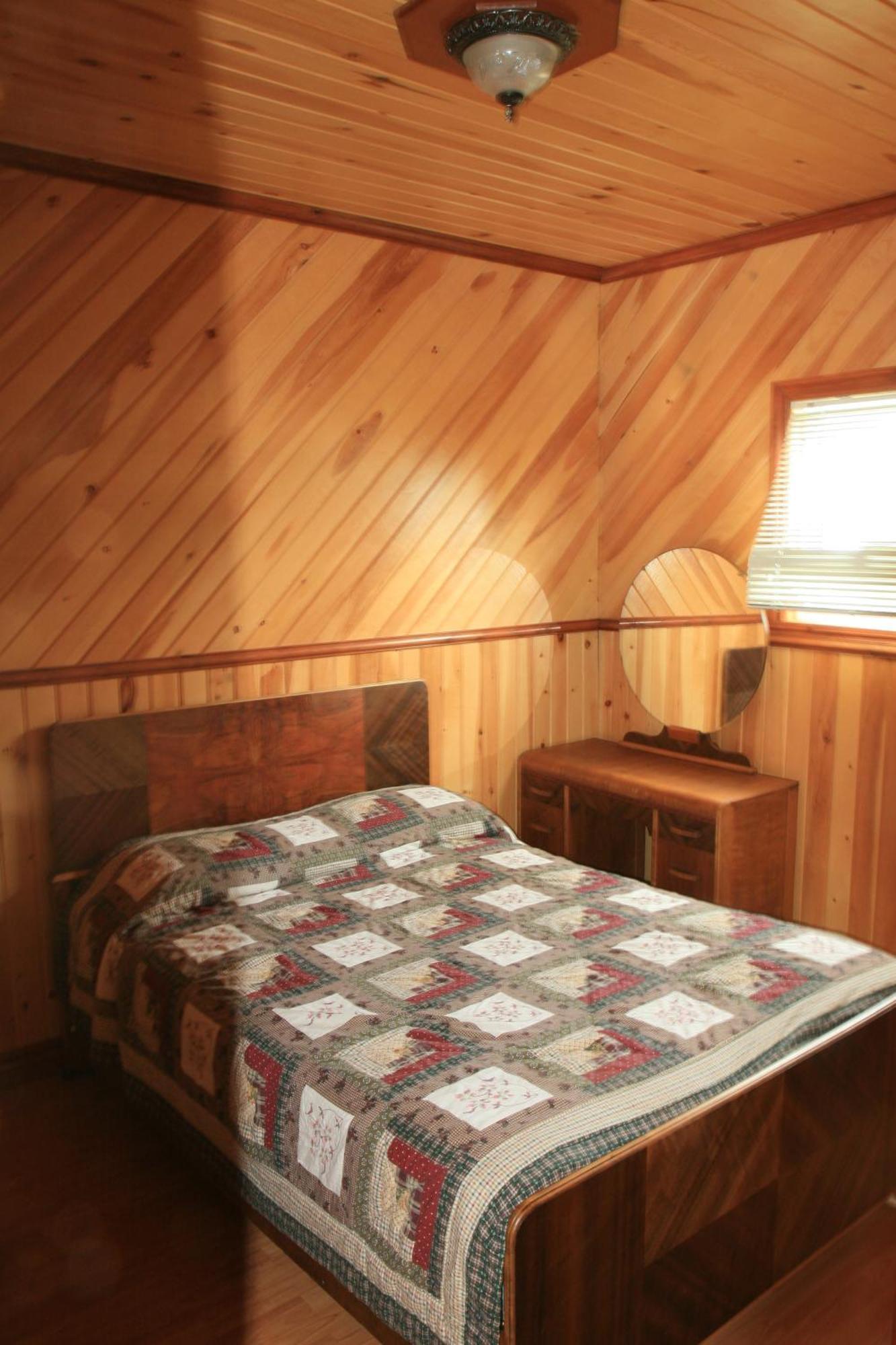 Motel Et Chalets Bo-Fleuve Evangeline Motel 3*