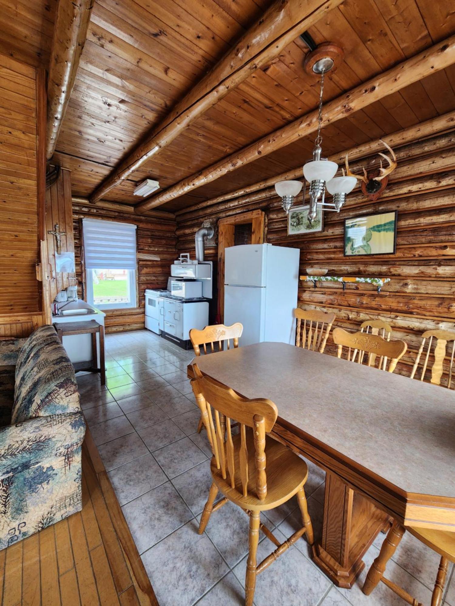 Motel Et Chalets Bo-Fleuve Evangeline Motel