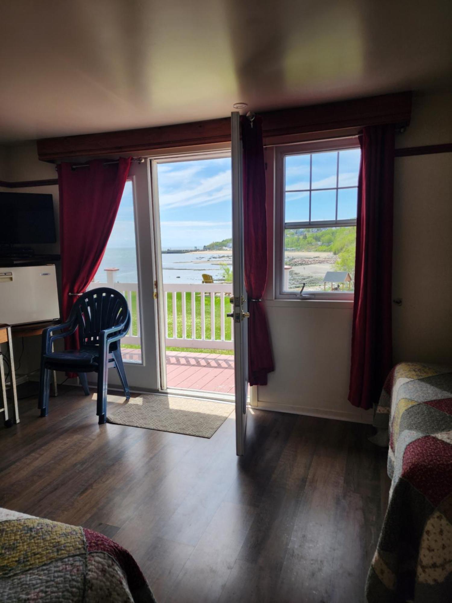 Motel Motel Et Chalets Bo-Fleuve Evangeline Saint-Simeon (Capitale-Nationale)