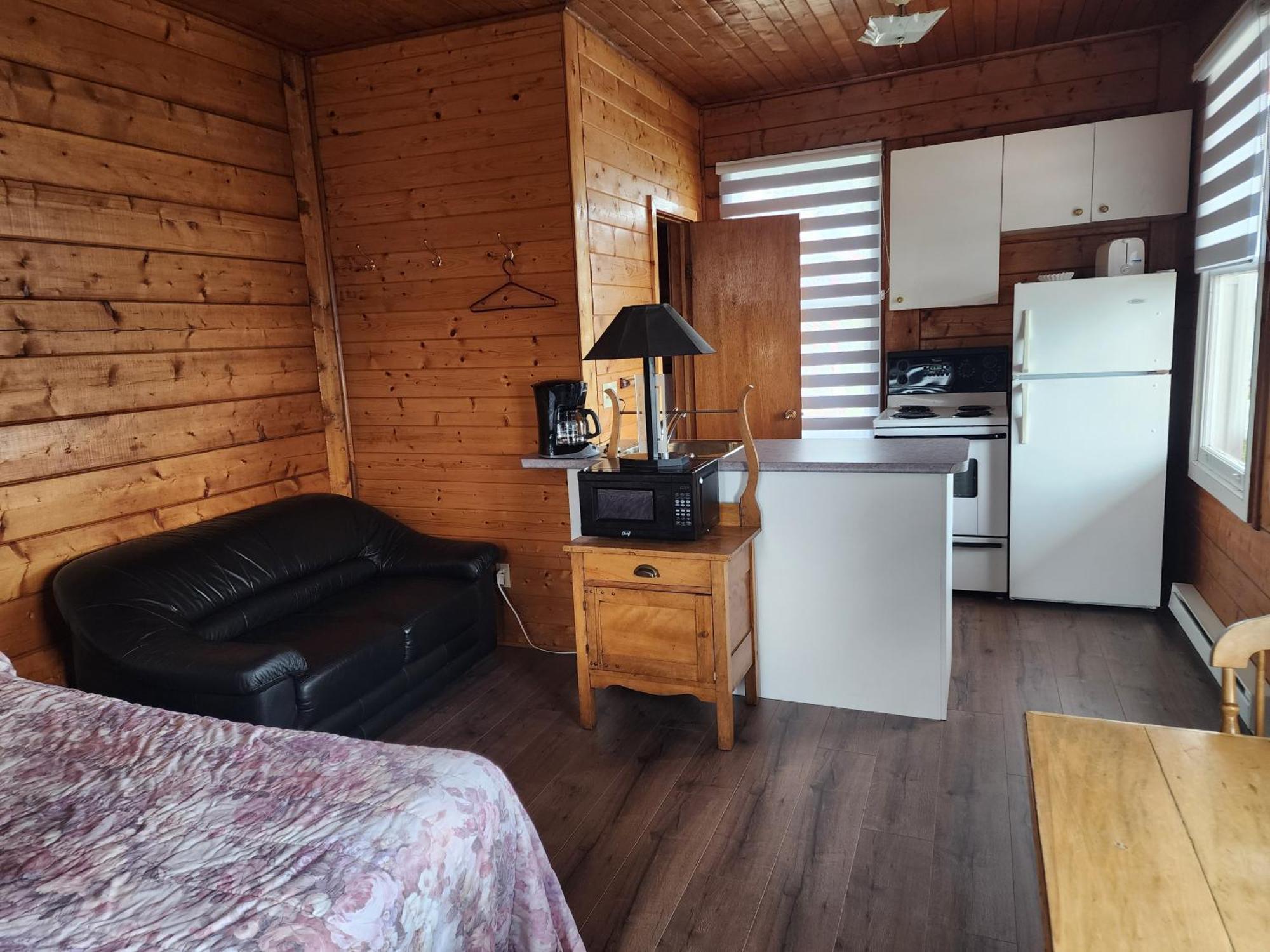 Motel Motel Et Chalets Bo-Fleuve Evangeline