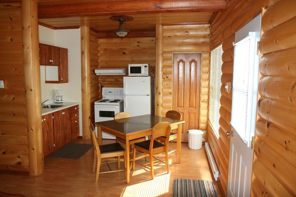 Motel Motel Et Chalets Bo-Fleuve Evangeline